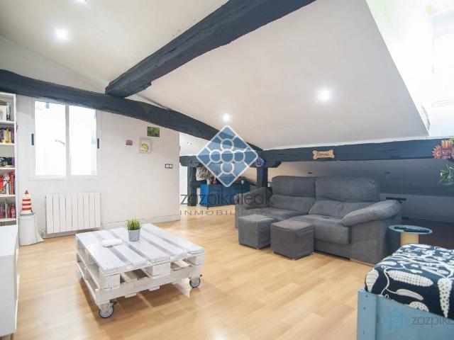 Piso en Venta en Casco Viejo