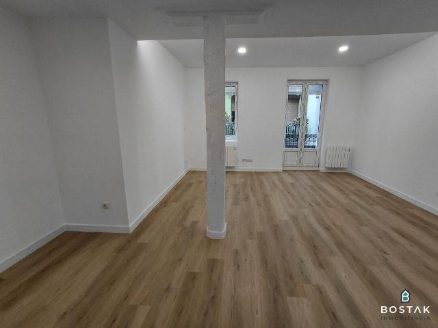 Piso en Venta en Casco Viejo