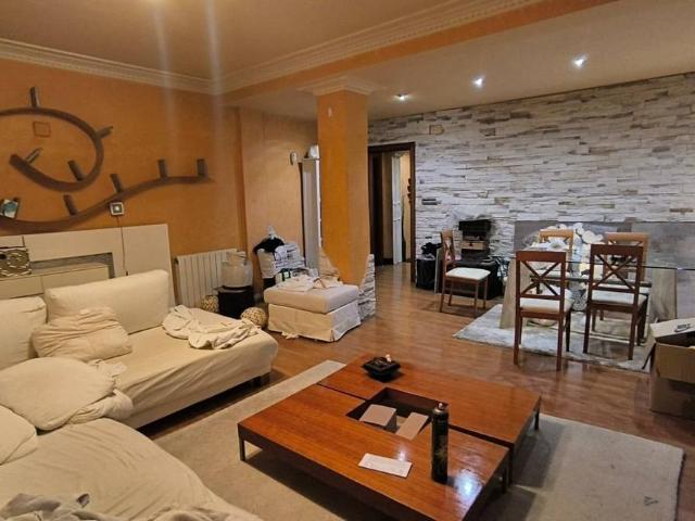 Piso en Venta en Casco Viejo