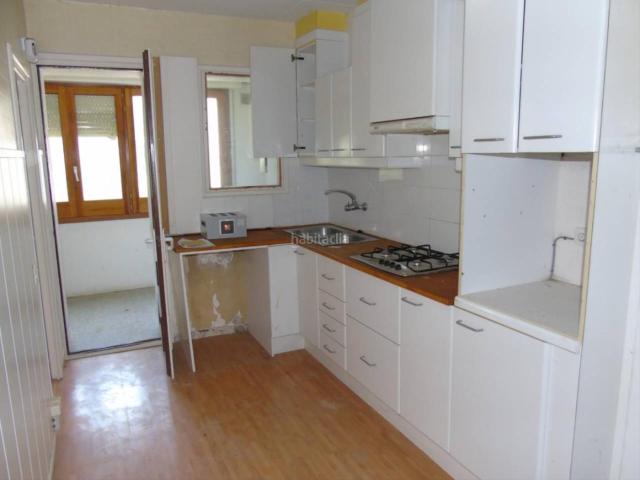 Piso en venta en Casserres. OFERTA. Pisos.