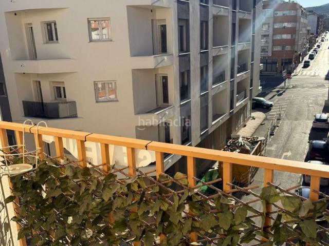 Piso en venta en Castalla. Acogedor piso semiamueblado con garaje y ascensor en Castalla. Pisos.