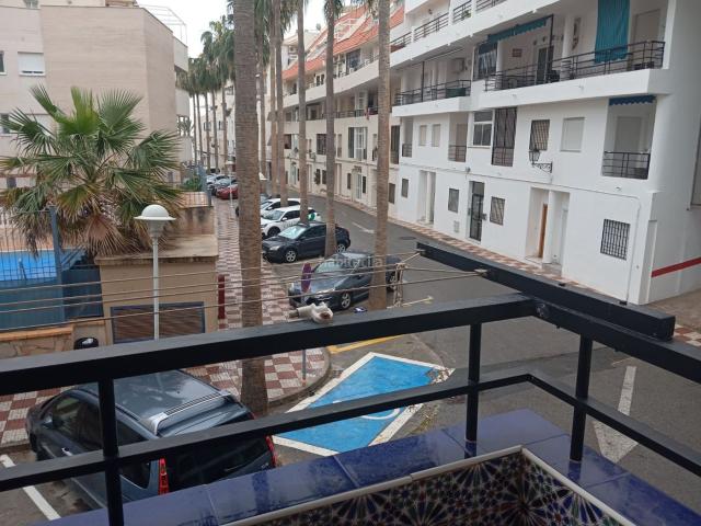 Piso en venta en Castell de Ferro. Calle Cambriles a TAN SOLO 90 METROS DEL MAR. Pisos Castell de.