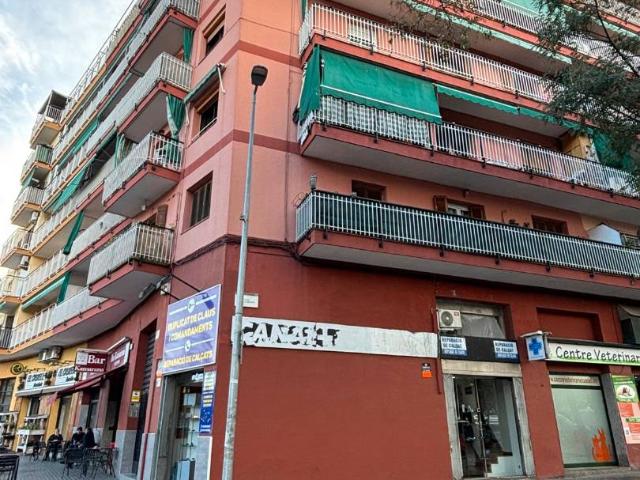 Piso en Venta en Castell Poble Vell
