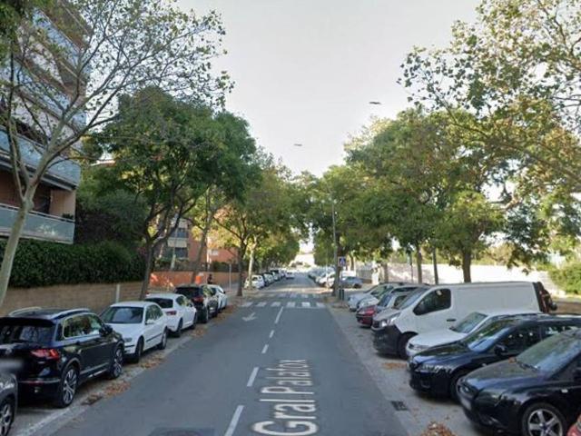 Piso en Venta en Castell Poble Vell