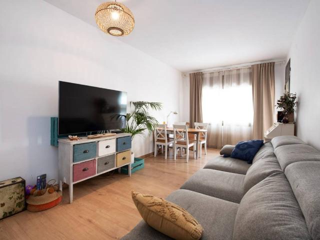 Piso en Venta en Castell Poble Vell