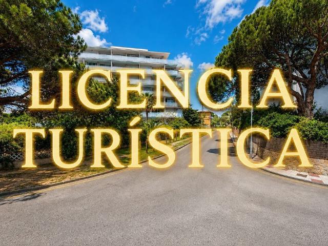 Piso en venta en Castell Platja d´Aro, de 80 m² 2 habitaciones por 308.000