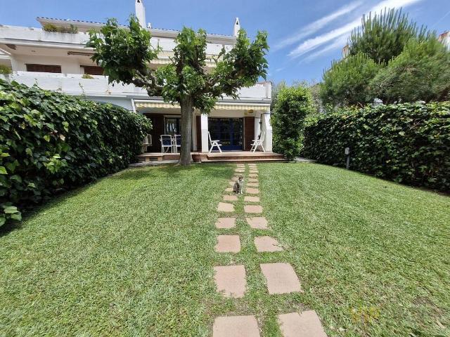 Piso en venta en Castell Platja d´Aro, de 93 m² 3 habitaciones por 525.000