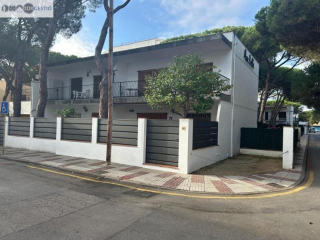 Piso en venta en Castell Platja d'Aro, 2º línea de mar