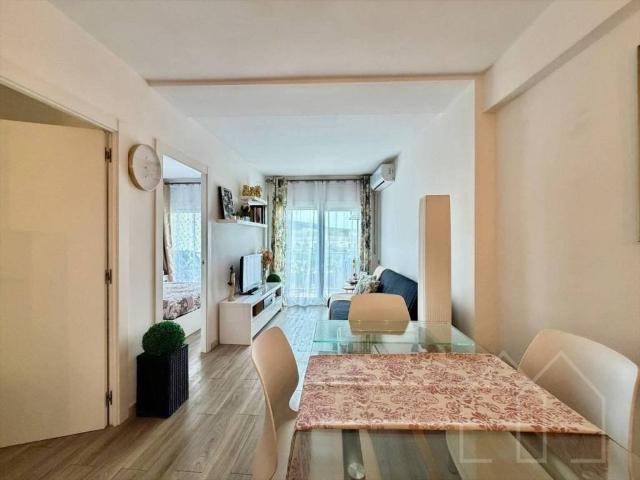 Piso en Venta en Castell Platja d'Aro