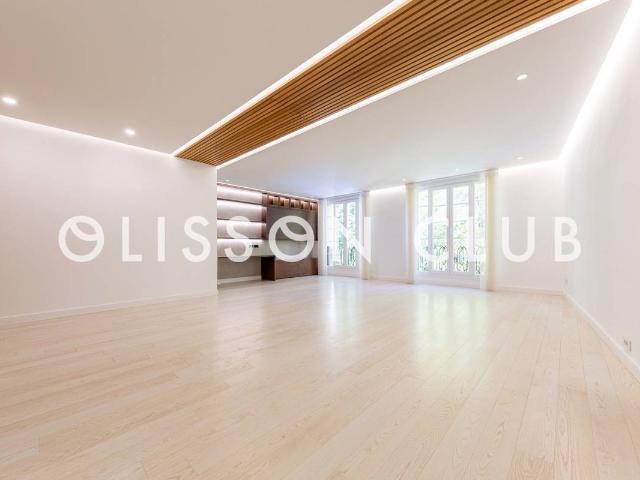 Piso en Venta en Castellana