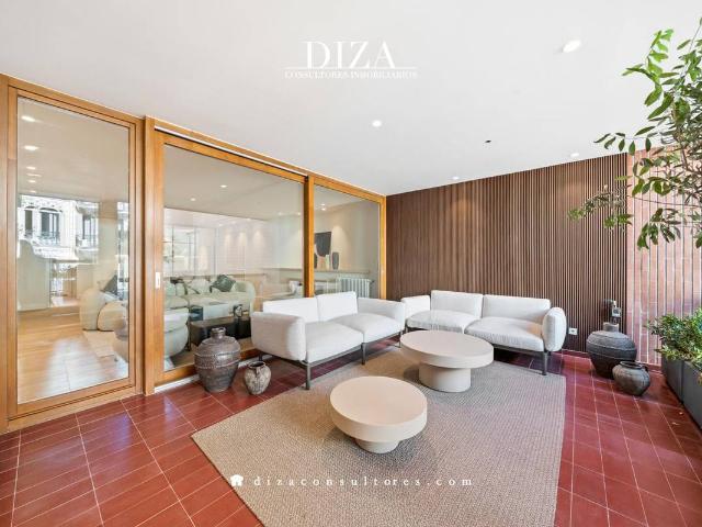 Piso en Venta en Castellana