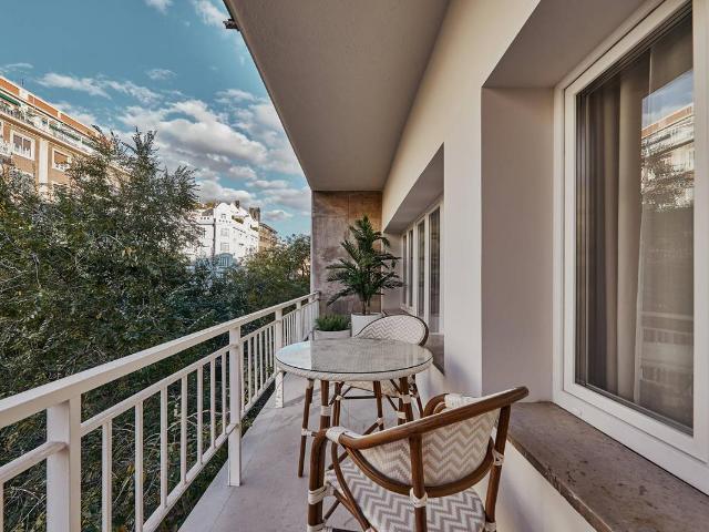 Piso en Venta en Castellana