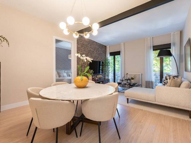 Piso en Venta en Castellana