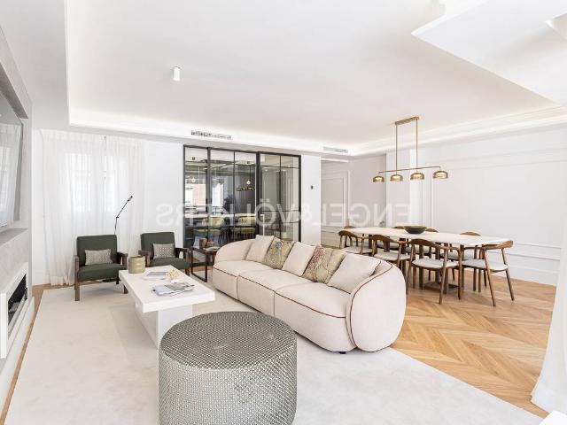 Piso en Venta en Castellana