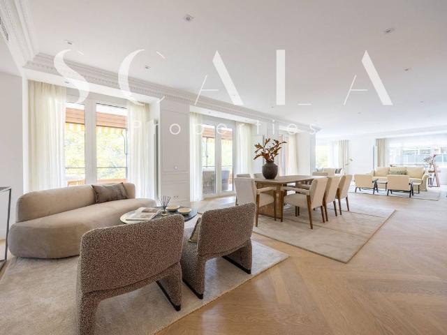 Piso en Venta en Castellana