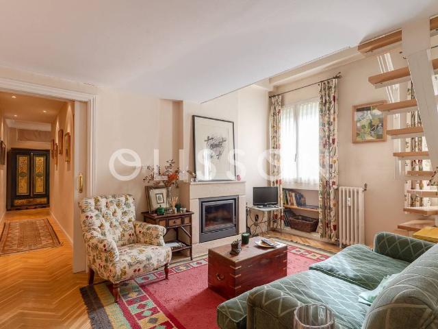 Piso en Venta en Castellana