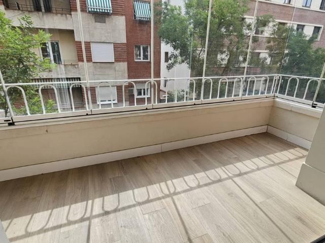Piso en Venta en Castellana