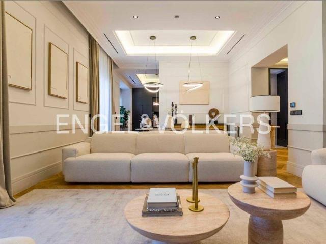 Piso en Venta en Castellana