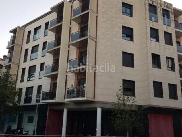 Piso en venta en Castelldefels, Centre. Pisos.