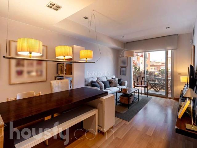 Piso en venta en Castelldefels, Centre. Pisos.