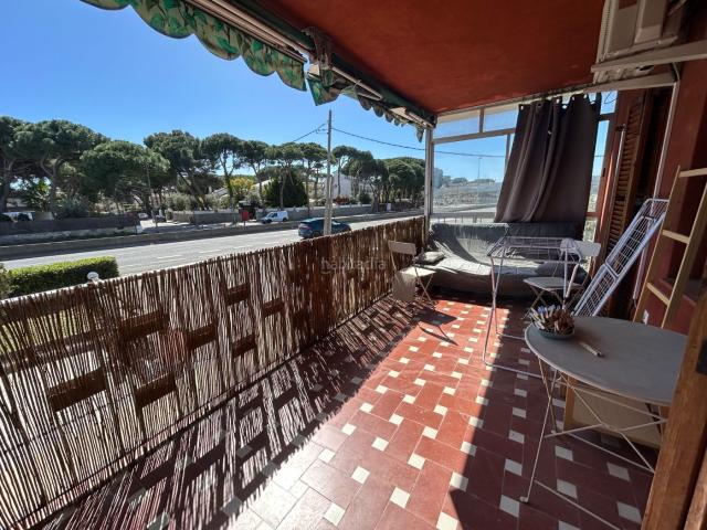 Piso en venta en Castelldefels, Granvía Mar. Conford en Cambou. Pisos.