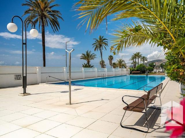 Piso en venta en Castelldefels, de 180 m² 3 habitaciones por 780.000