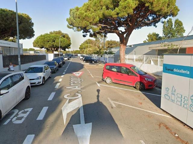 Piso en venta en Castelldefels, de 183 m² 4 habitaciones por 328.000