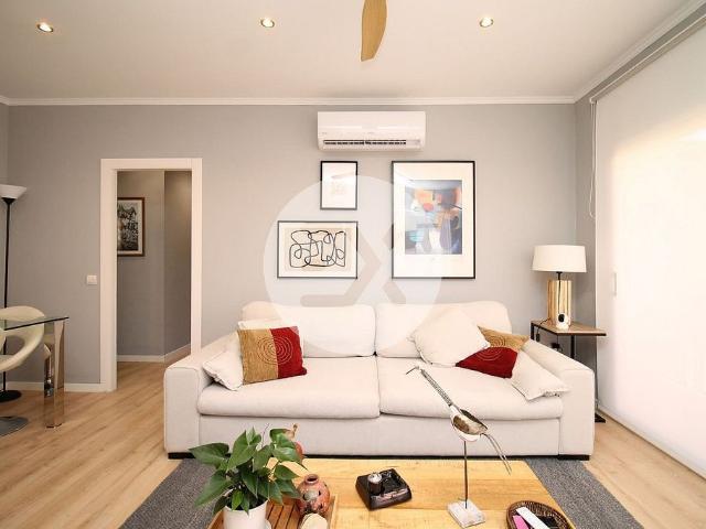 Piso en venta en Castelldefels, de 70 m² 3 habitaciones por 299.000