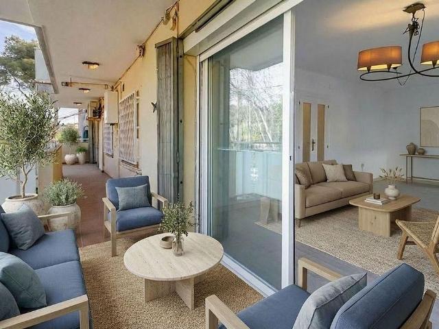 Piso en venta en Castelldefels, de 74 m² 2 habitaciones por 369.000