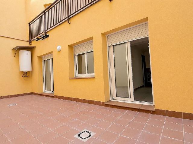 Piso en venta en Castelldefels, de 90 m² 3 habitaciones por 340.000