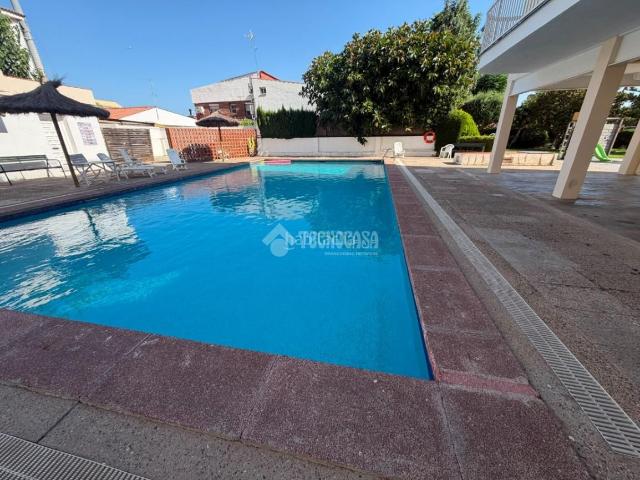 Piso en venta en Castelldefels, El Poal. Piso en venta en Castelldefels. Pisos.