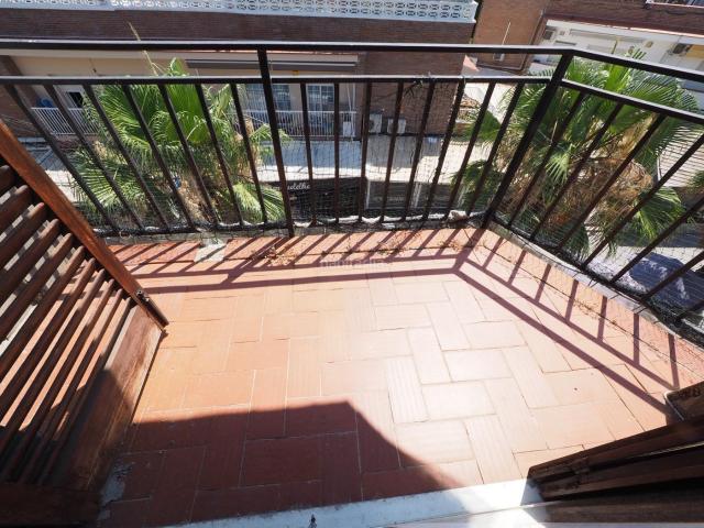 Piso en venta en Castelldefels, Lluminetes. SE VENDE PISO EN CASTELLDEFELS, ZONA LUMINETES. Pisos.