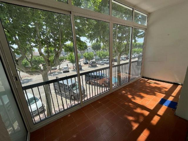 Piso en venta en Castelló d´Empúries, de 40 m² 1 habitación por 126.000