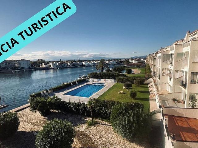 Piso en venta en Castelló d´Empúries, de 43 m² 1 habitación por 120.000