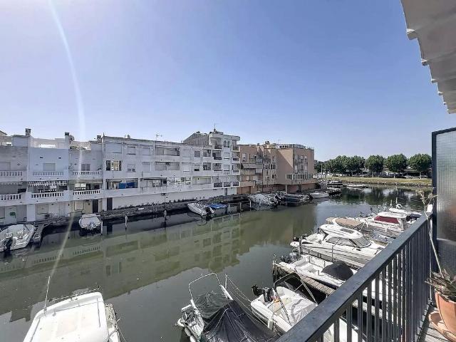 Piso en venta en Castelló d´Empúries, de 44 m² 1 habitación por 144.000