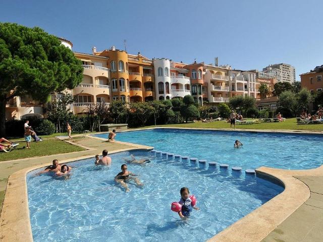 Piso en venta en Castelló d´Empúries, de 51 m² 2 habitaciones por 219.000