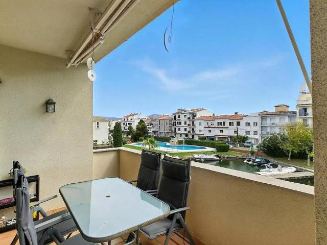 Piso en venta en Castelló d´Empúries, de 55 m² 2 habitaciones por 199.000