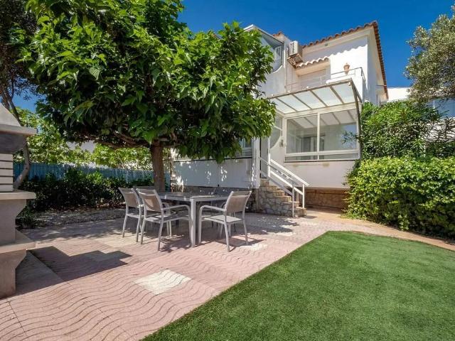Piso en venta en Castelló d´Empúries, de 56 m² 2 habitaciones por 290.000