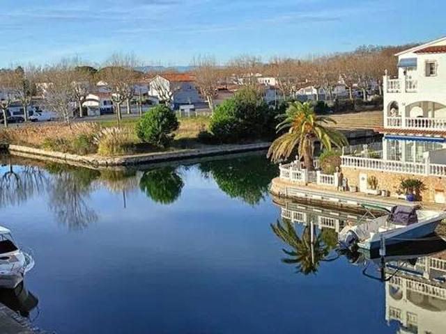 Piso en Venta en Castelló d'Empúries