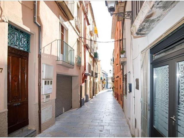 Piso en Venta en Castello dEmpuries, Girona