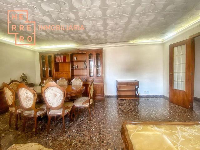 Piso en venta en Castellón de la Plana, Zona Avenida del Mar. Piso en venta en Plaza Mª Agustina, 4 dormitorios. Pisos Castellón de la.