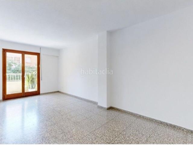 Piso en venta en Castellón de la Plana, Avenida de Valencia Avenida de Casalduch. AMPLIA Y LUMINOSA VIVIENDA EN AVENIDA ALMAZORA CASTELLÓN DE LA PLANA. Pisos Castellón de la.
