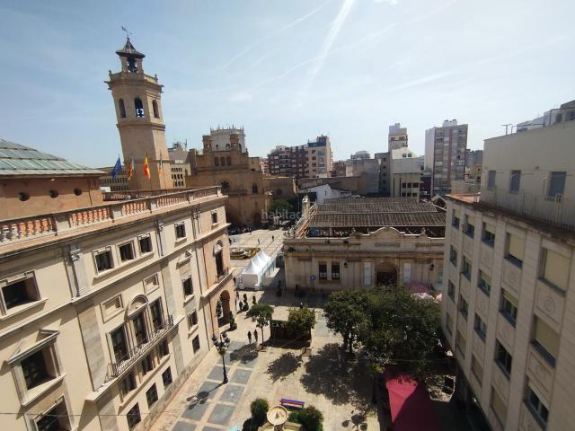 Piso en venta en Castellón de la Plana, Casco Histórico. Piso céntrico y amplio. Pisos Castellón de la.