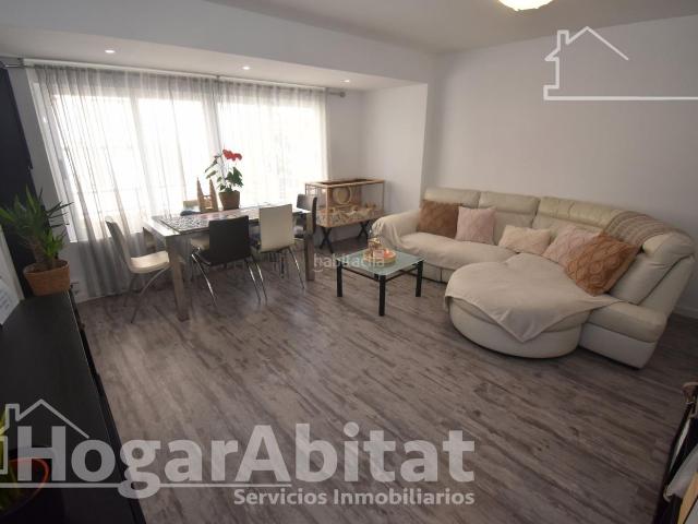 Piso en venta en Castellón de la Plana, Ensanche Parque del Oeste. REFORMADO, ESQUINERO Y CENTRAL CON BALCÓN Y TRASTERO. Pisos Castellón de la.