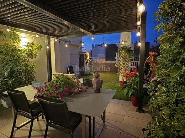 Piso en venta en Castellón de la Plana, Ensanche Río Jucar. Ático reformado con gran terraza, garaje y trastero en Castellón de la Plana. Pisos Castellón de la.