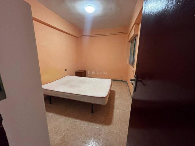 Piso en venta en Castellón de la Plana, Estación Universidad. Venta de piso de 4 habitaciones en Castelló de la Plana, zona Oeste. Pisos Castellón de la.