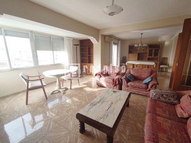 Piso en venta en Castellón de la Plana, Hospital Plaza del Real. AMPLIO PISO EN ZONA CENTRO. Pisos Castellón de la.