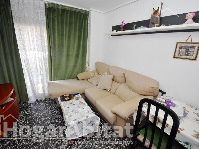 Piso en venta en Castellón de la Plana, Plaza Donoso Cortés Avenida Magdalena. OPORTUNIDAD! LUMINOSO Y ECONÓMICO CON BALCÓN Y AMUEBLADO, CERCA DEL CENTRO. Pisos Castellón de la.