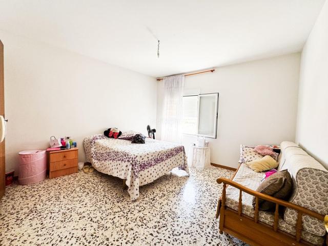 Piso en venta en Castilléjar. Oportunidad Única en Castilléjar Granada!. Pisos.
