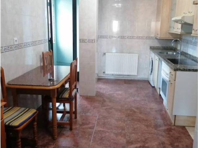 Piso en Venta en Castrillón